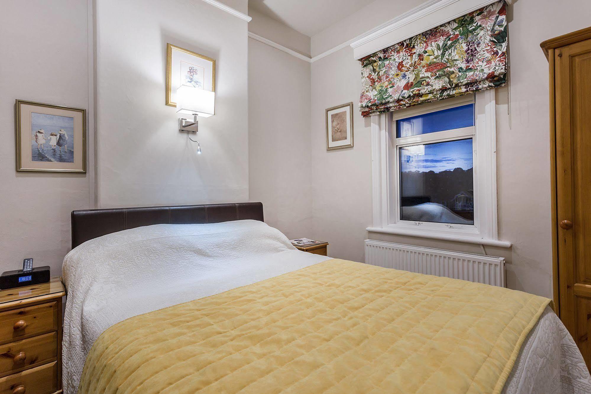 バース Aquae Sulis Bed & Breakfast エクステリア 写真